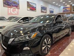 نيسان ألتيما